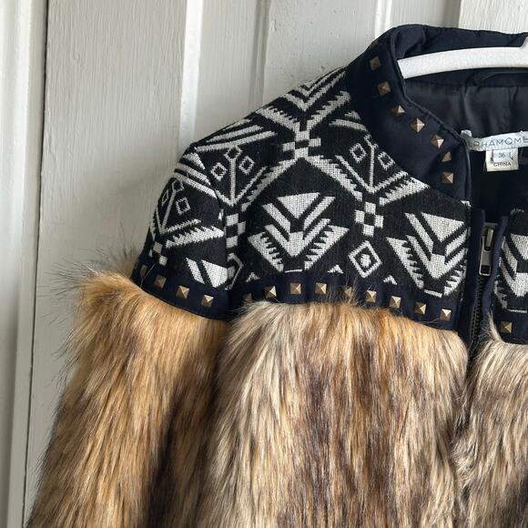 Alphamoment Embroidered Faux Fur Jacket - Picture 4 of 8